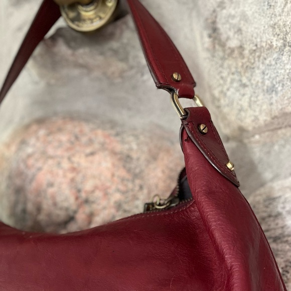 Beautiful deep red leather purse with lots of pockets - Picture 5 of 16